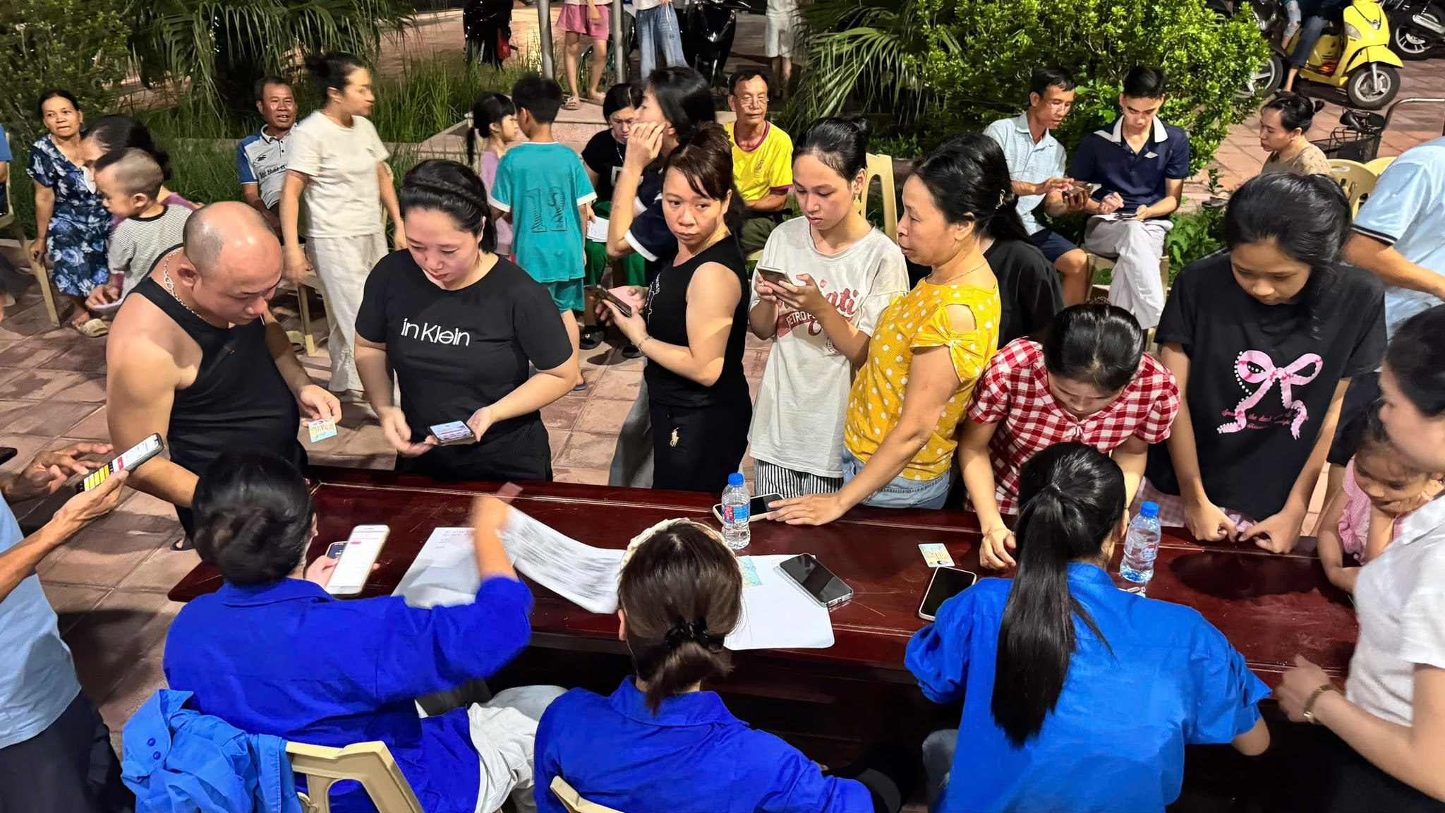 TUỔI TRẺ XÃ VŨ THƯ CHUNG TAY PHỤC VỤ NHÂN DÂN