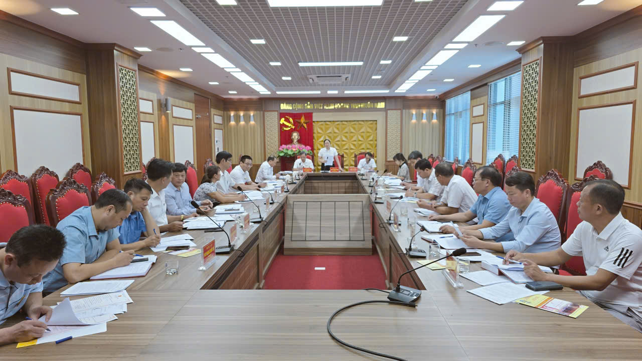 BAN CHẤP HÀNH ĐẢNG BỘ XÃ VŨ THƯ HỌP BÀN TRIỂN KHAI CÁC NỘI DUNG TRỌNG TÂM SAU ĐẠI HỘI