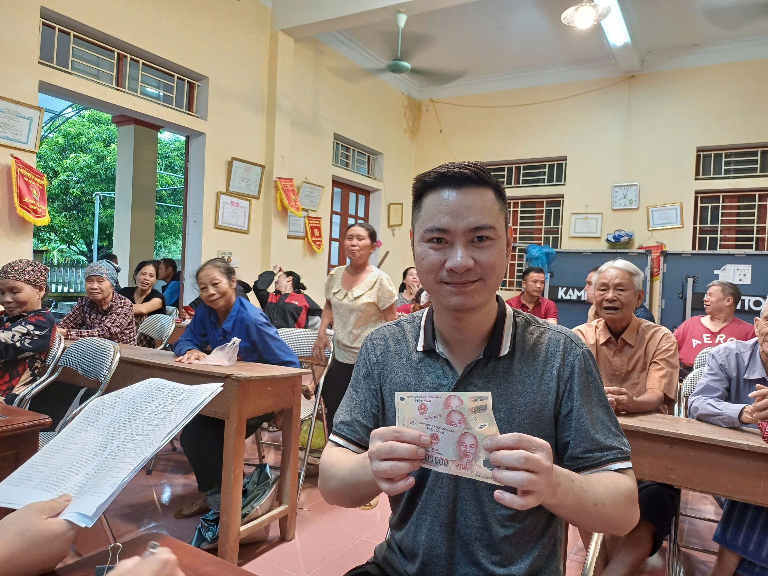 XÃ VŨ THƯ TRIỂN KHAI VIỆC TRAO QUÀ TẶNG NHÂN DỊP QUỐC KHÁNH 2/9 ĐẢM BẢO CHÍNH XÁC, CÔNG KHAI, MINH BẠCH