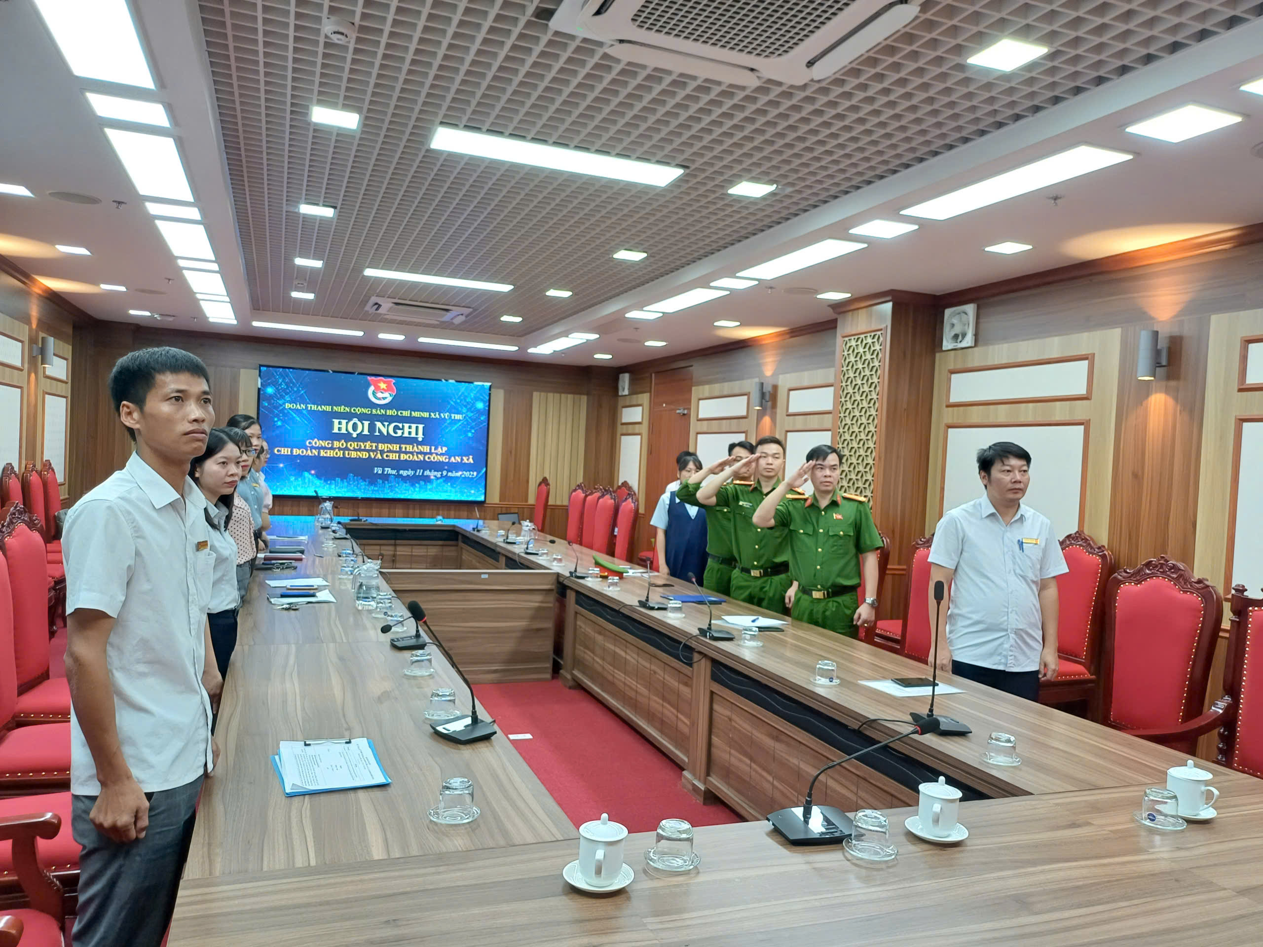Xã Vũ Thư: Củng cố tổ chức Đoàn, thành lập Chi đoàn Công an xã và Chi đoàn khối Ủy ban nhân dân xã