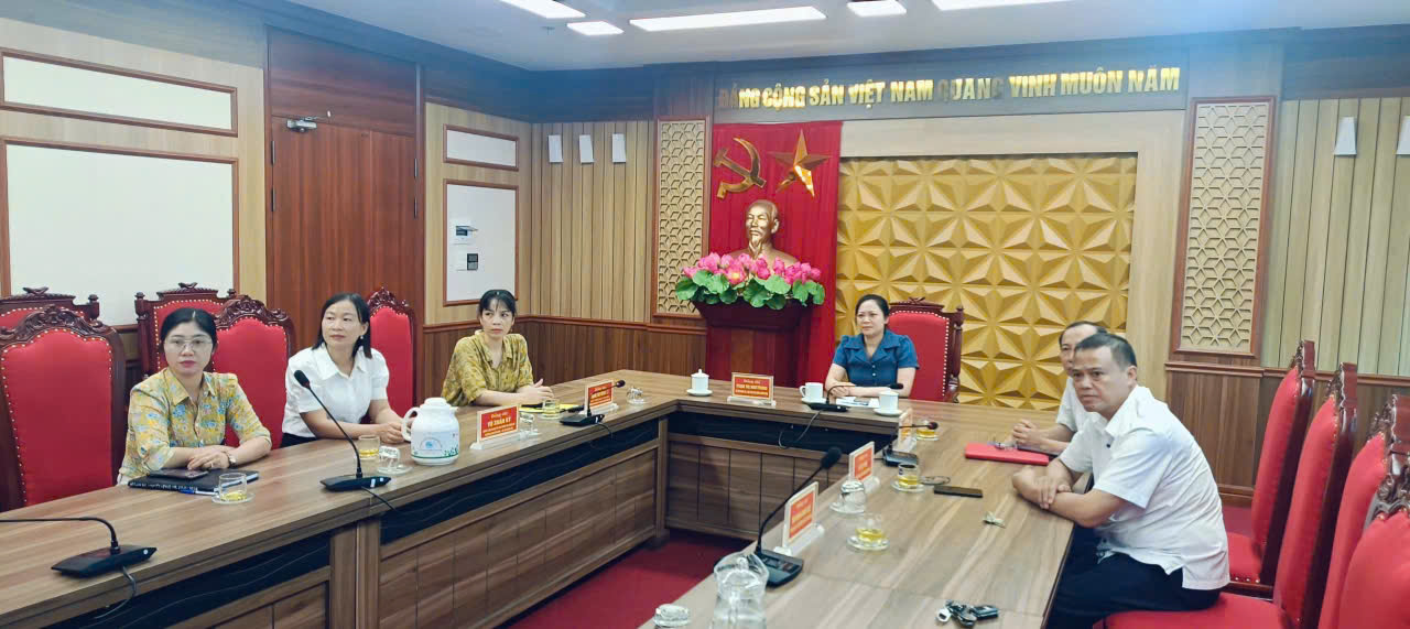 HỘI NGHỊ CHUYÊN ĐỀ “BÌNH DÂN HỌC VỤ SỐ – QUỐC HỘI SỐ: KHUNG KIẾN THỨC, KỸ NĂNG SỐ CHO QUỐC HỘI HIỆN ĐẠI”
