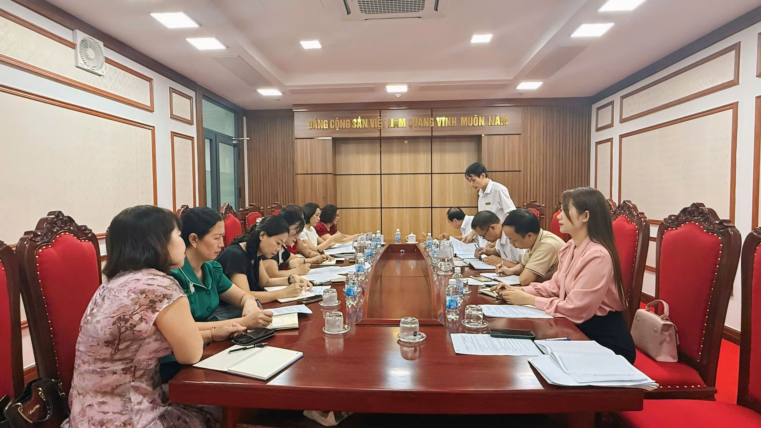 BAN VĂN HÓA – XÃ HỘI HỘI ĐỒNG NHÂN DÂN XÃ VŨ THƯ TỔ CHỨC HỌP VÀ KHẢO SÁT TÌNH HÌNH TRIỂN KHAI KẾ HOẠCH NĂM HỌC 2025 - 2026