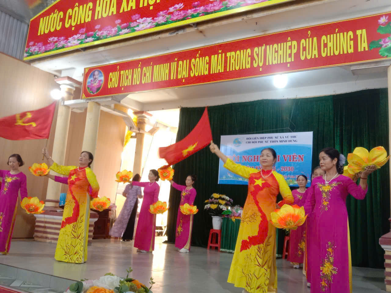 33 CHI HỘI PHỤ NỮ CƠ SỞ THÔN TỔ CHỨC HỘI NGHỊ HỘI VIÊN - HƯỚNG TỚI ĐẠI HỘI ĐẠI BIỂU PHỤ NỮ XÃ VŨ THƯ NHIỆM KỲ 2025-2030