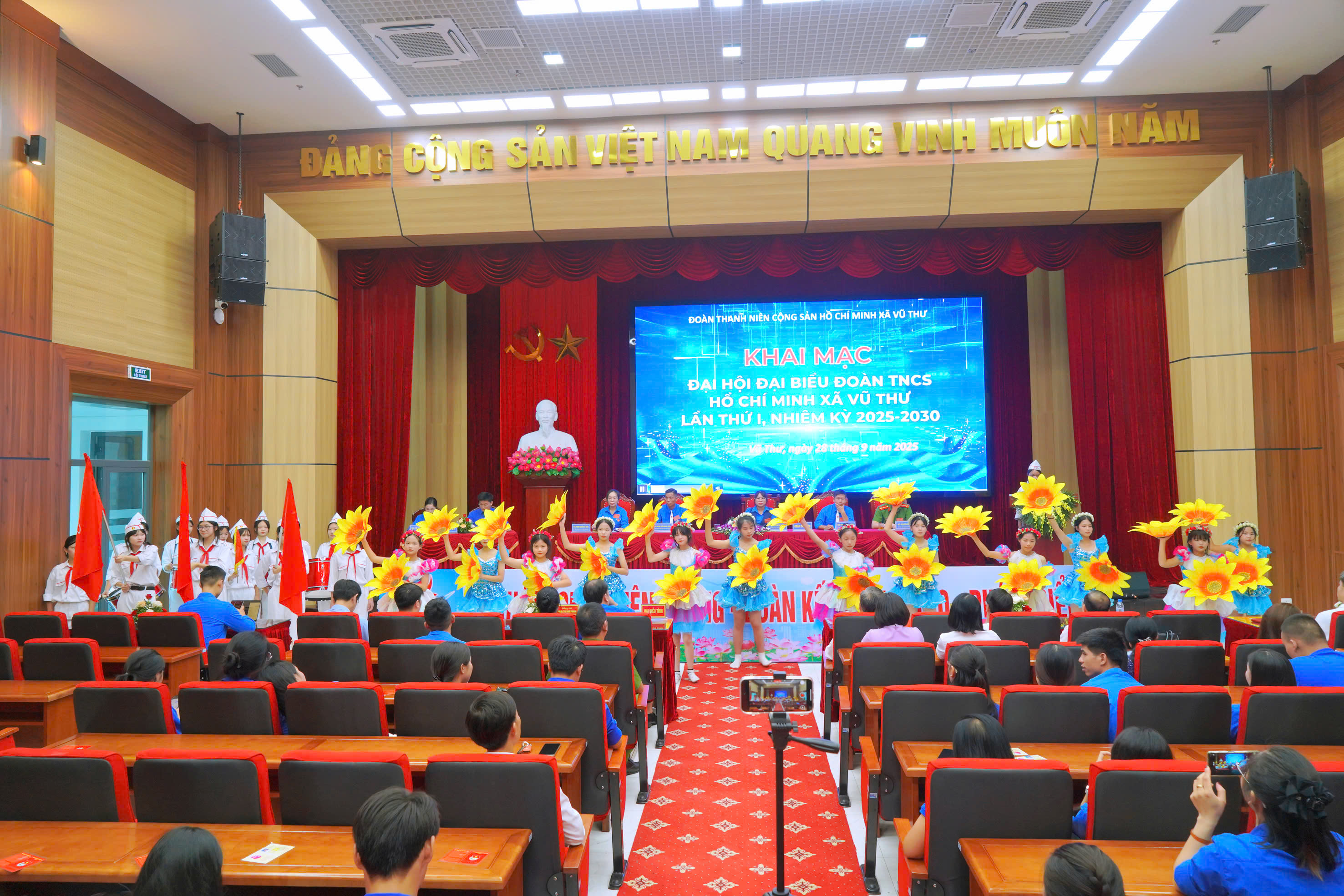 Tuổi trẻ Vũ Thư sôi nổi tổ chức Đại hội Đoàn TNCS Hồ Chí Minh xã lần thứ I, nhiệm kỳ 2025 – 2030