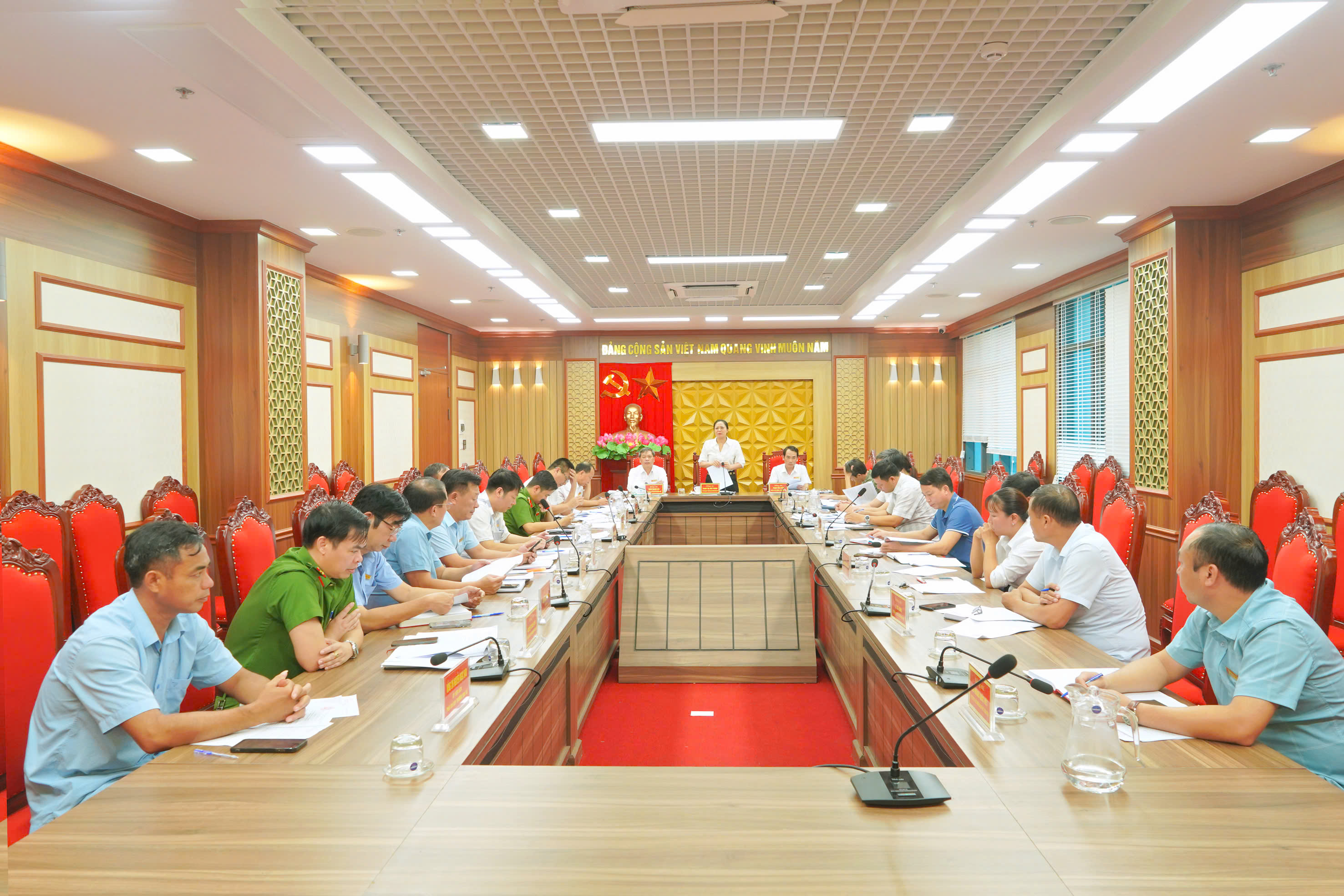 Đảng ủy xã Vũ Thư tổ chức hội nghị Ban Chấp hành triển khai nhiệm vụ quý IV năm 2025