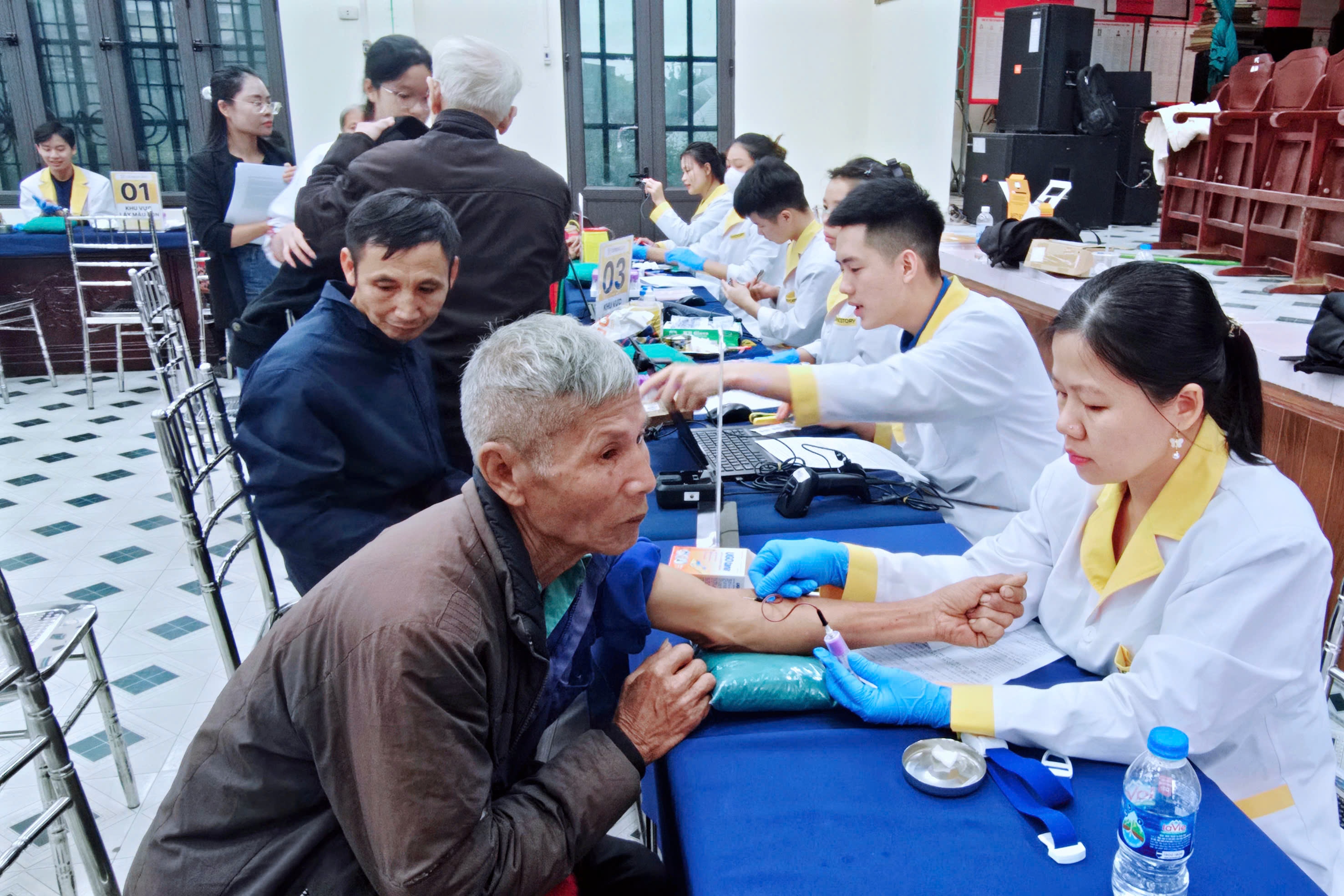 XÃ VŨ THƯ TỔ CHỨC THU NHẬN MẪU ADN THÂN NHÂN LIỆT SĨ – THÊM CƠ HỘI XÁC ĐỊNH DANH TÍNH ANH HÙNG HY SINH VÌ TỔ QUỐC
