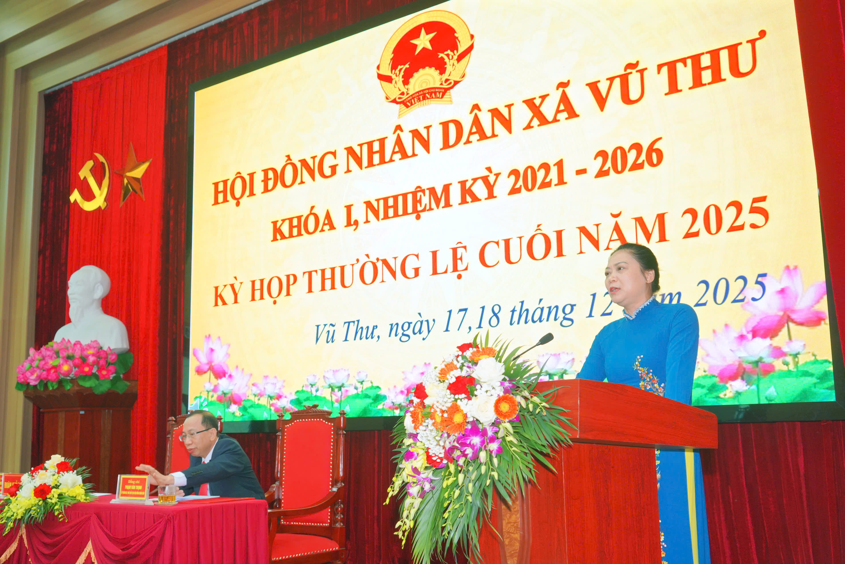 DIỄN VĂN KHAI MẠC KỲ HỌP THƯỜNG LỆ CUỐI NĂM 2025 CỦA ĐỒNG CHÍ BÍ THƯ ĐẢNG UỶ, CHỦ TỊCH HĐND XÃ VŨ THƯ