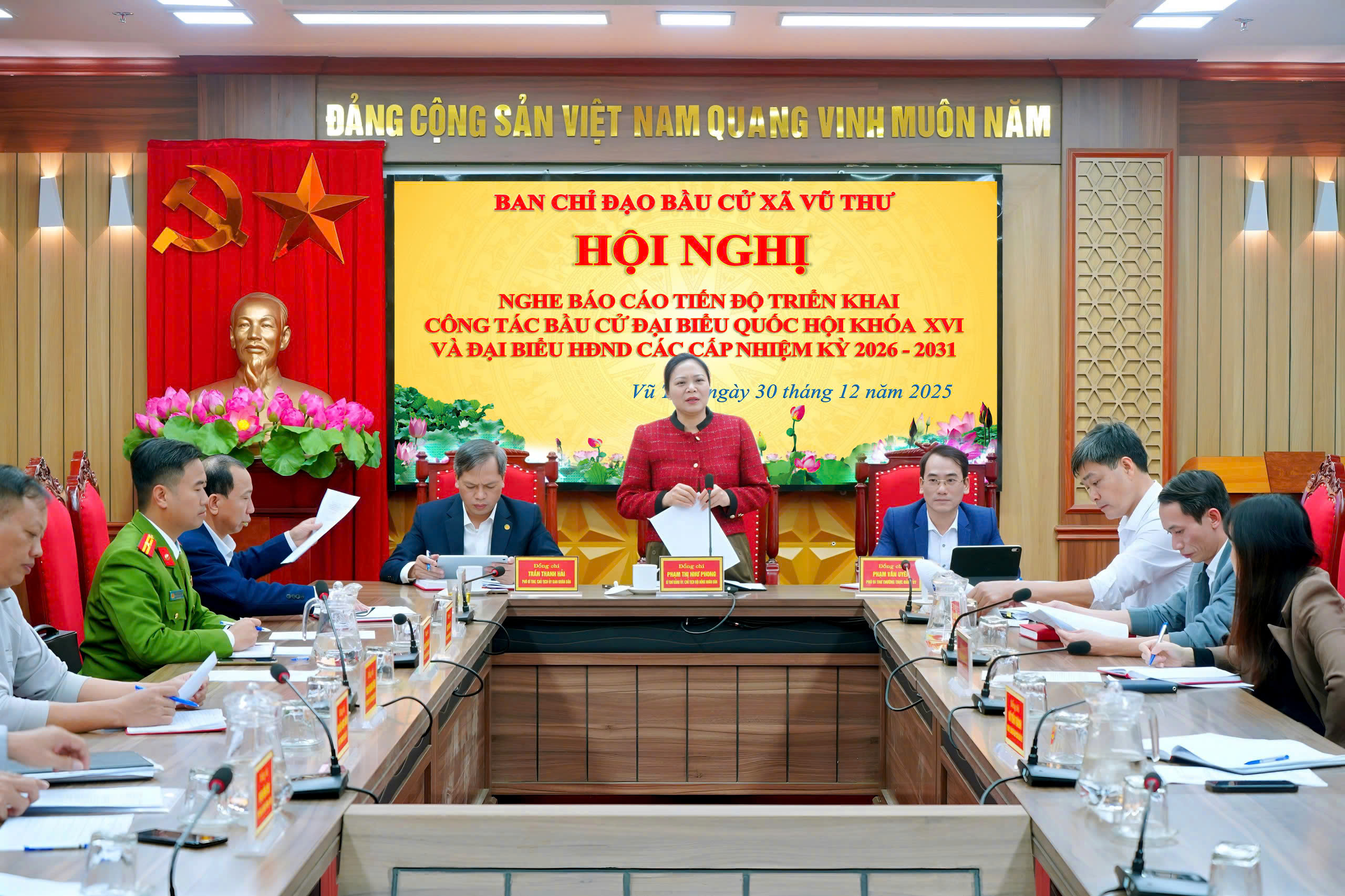 BAN CHỈ ĐẠO BẦU CỬ XÃ VŨ THƯ HỌP NGHE BÁO CÁO TIẾN ĐỘ TRIỂN KHAI CÔNG TÁC BẦU CỬ