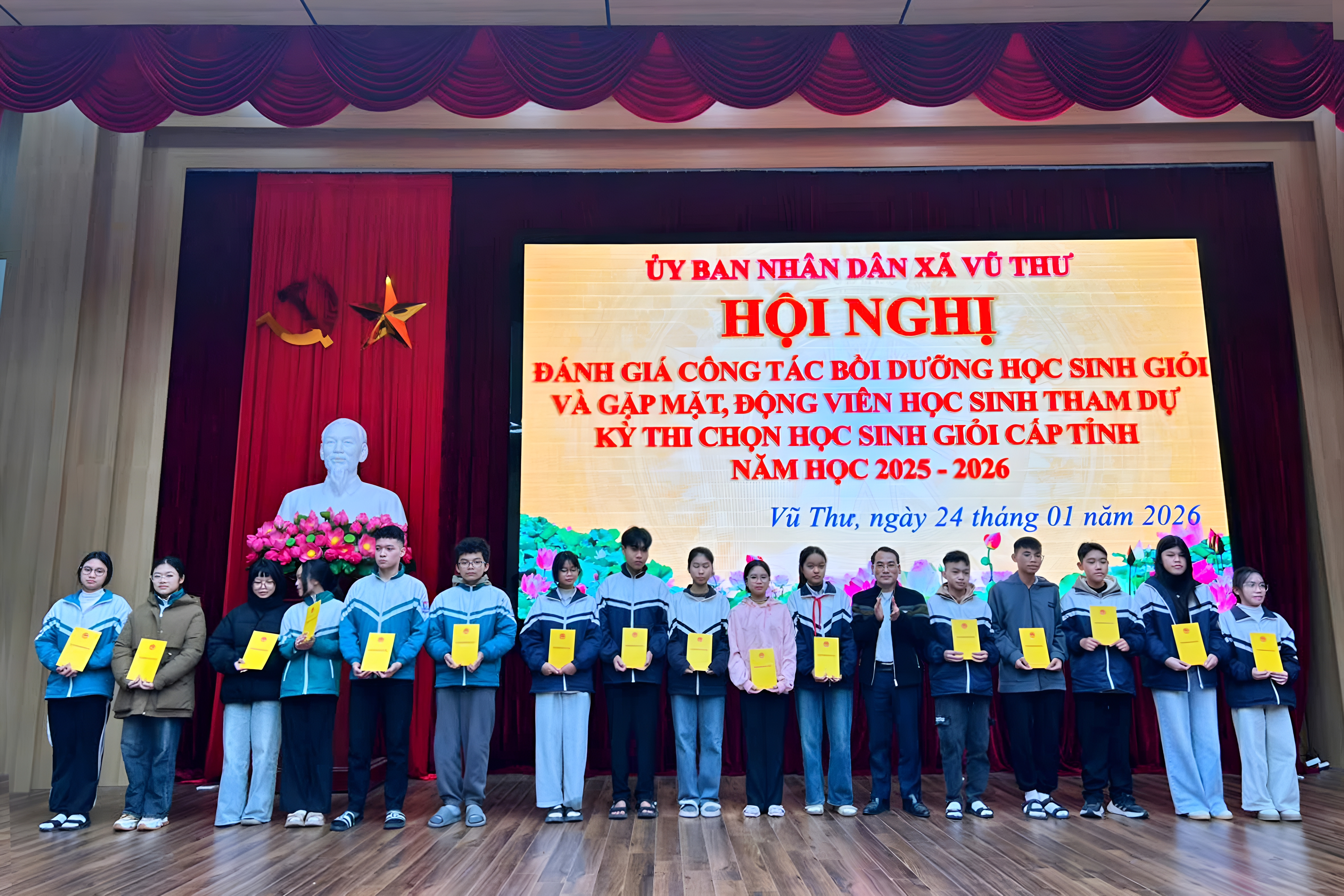 ĐỘI TUYỂN HỌC SINH GIỎI XÃ VŨ THƯ GẶT HÁI NHIỀU THÀNH TÍCH TẠI KỲ THI HỌC SINH GIỎI CẤP TỈNH NĂM HỌC 2025–2026