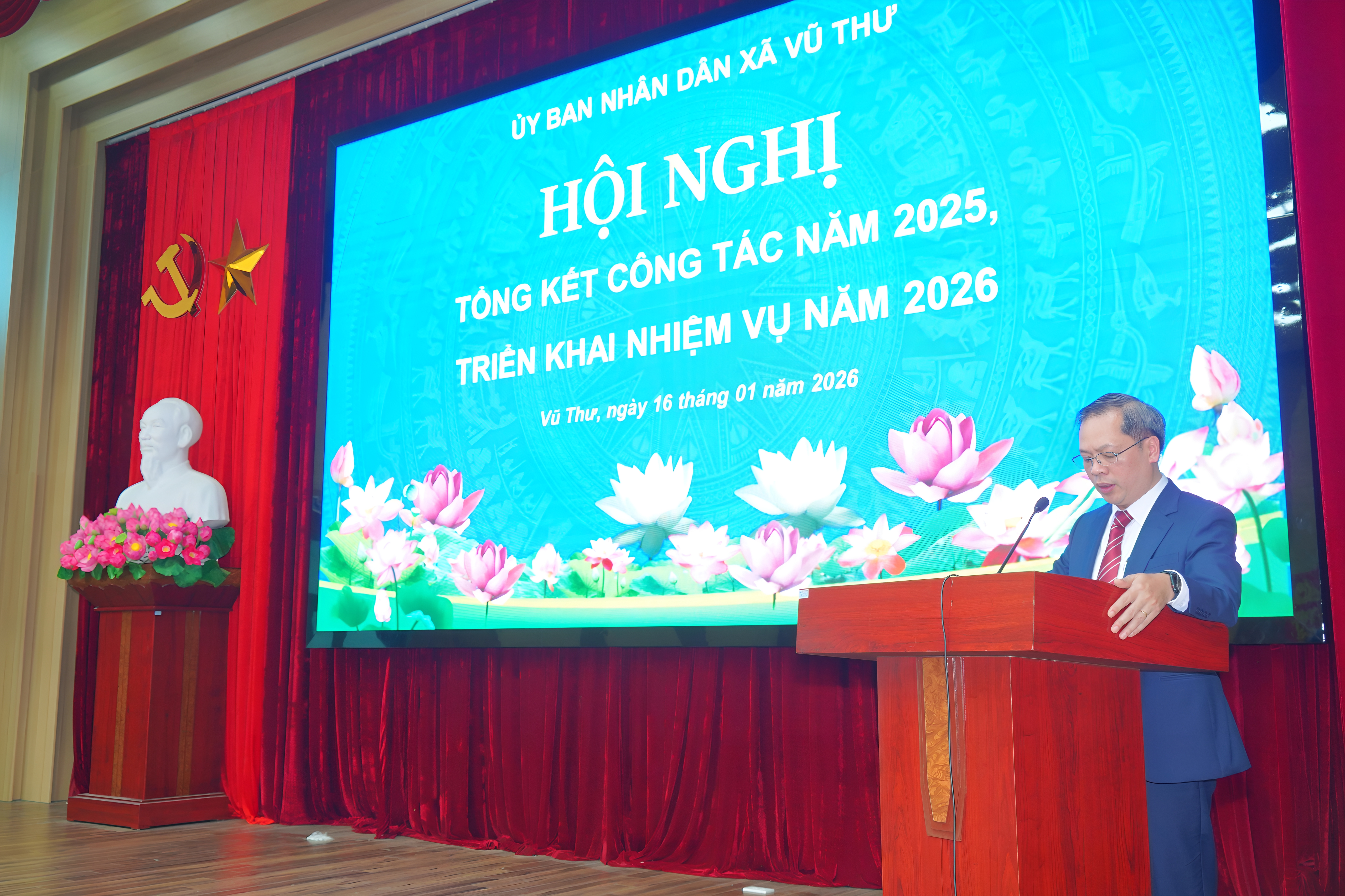 PHẢI CHUYỂN MẠNH TỪ “ỔN ĐỊNH BỘ MÁY” SANG “BỨT PHÁ TRONG HÀNH ĐỘNG”, TỪ “LÀM ĐÚNG” SANG "LÀM TỐT – LÀM NHANH – LÀM HIỆU QUẢ”