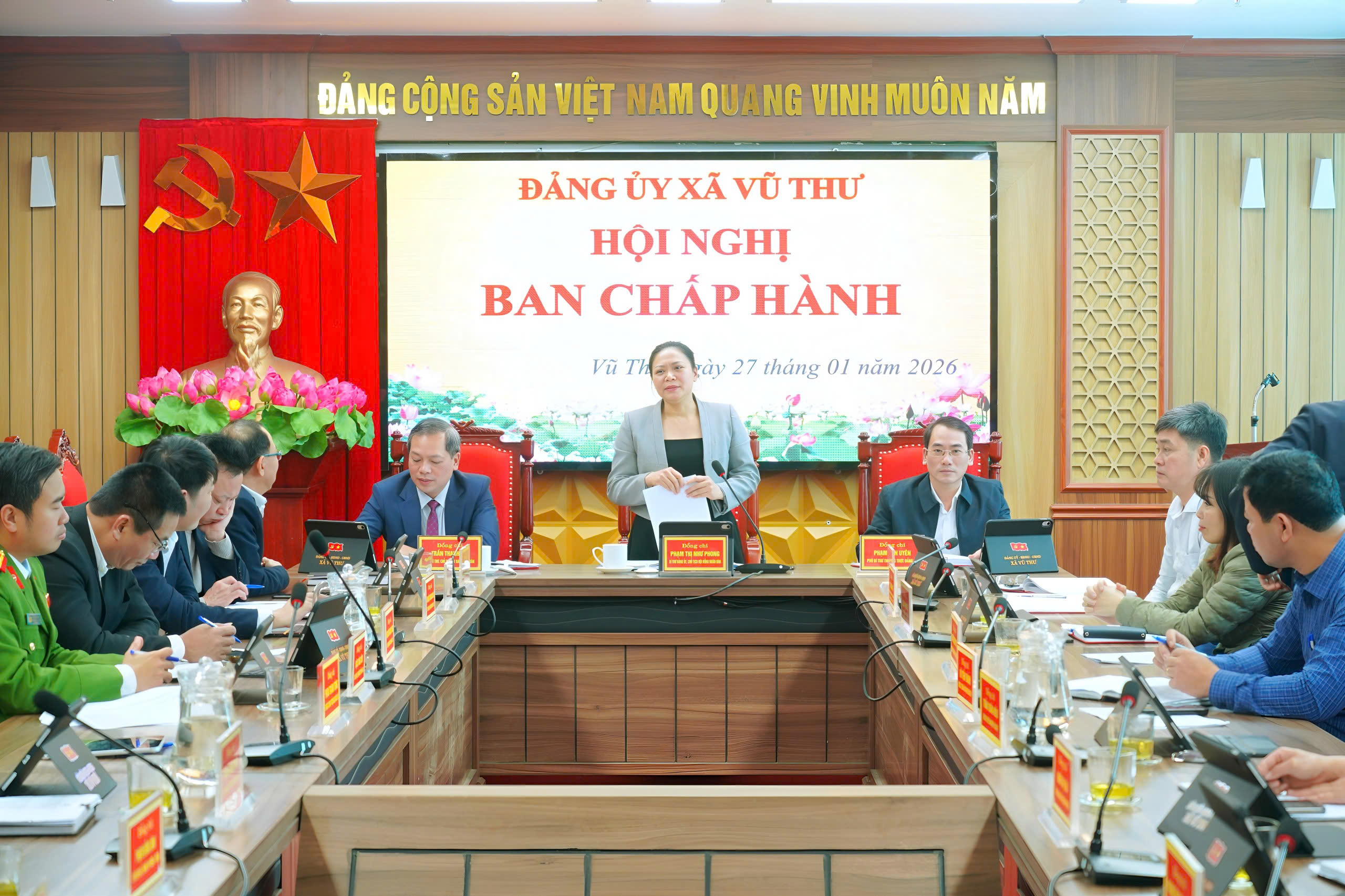 ĐẢNG ỦY XÃ VŨ THƯ TRIỆU TẬP HỘI NGHỊ BAN CHẤP HÀNH ĐẢNG BỘ XÃ