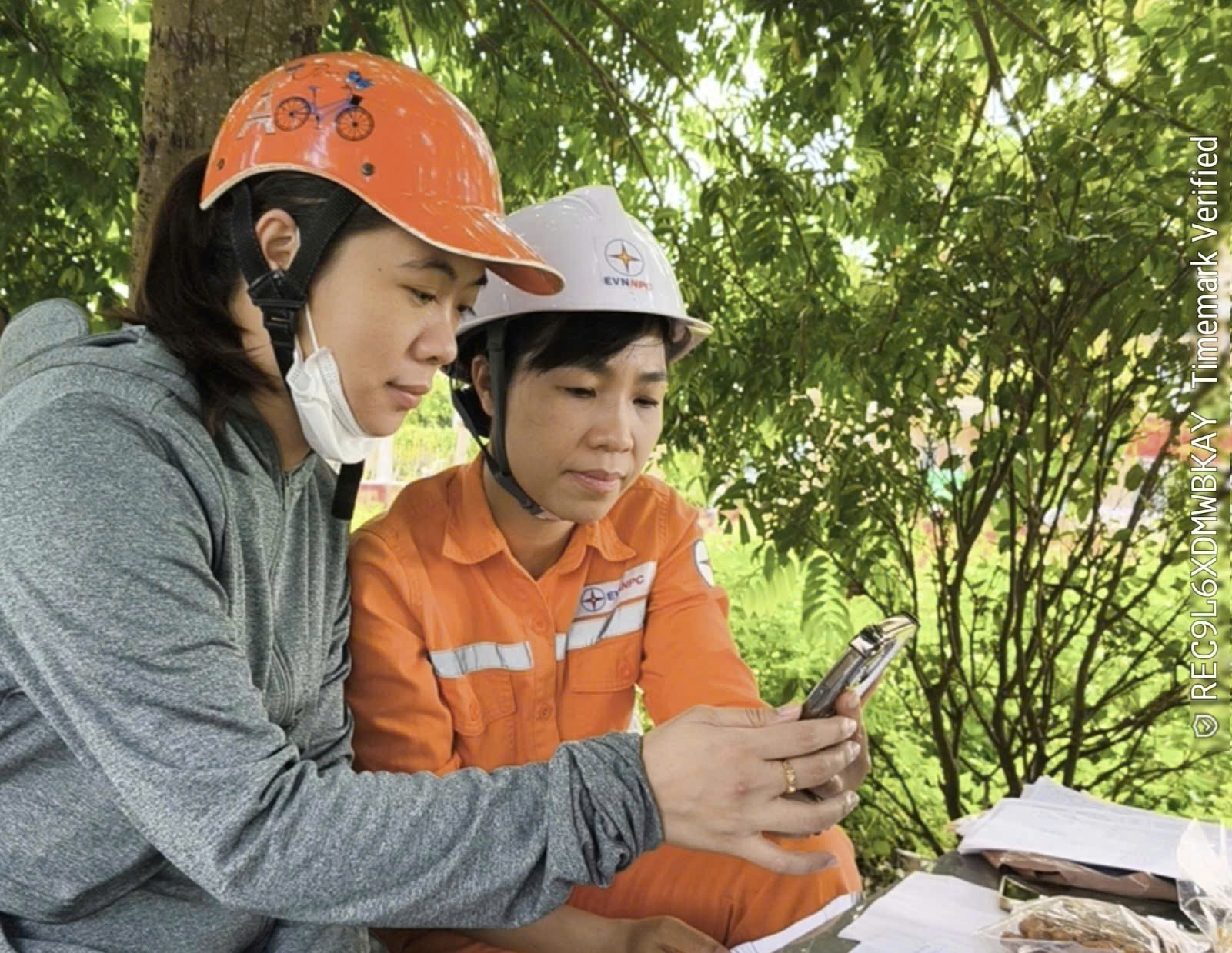 ĐIỆN LỰC VŨ THƯ TÍCH CỰC ĐỒNG HÀNH, MANG ĐẾN  DỊCH VỤ ĐIỆN THUẬN TIỆN CHO KHÁCH HÀNG