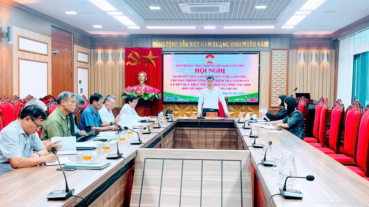 BAN THƯỜNG TRỰC ỦY BAN MTTQ VIỆT NAM XÃ VŨ THƯ TỔ CHỨC GIÁM SÁT HOẠT ĐỘNG CÁC HỘI QUẦN CHÚNG