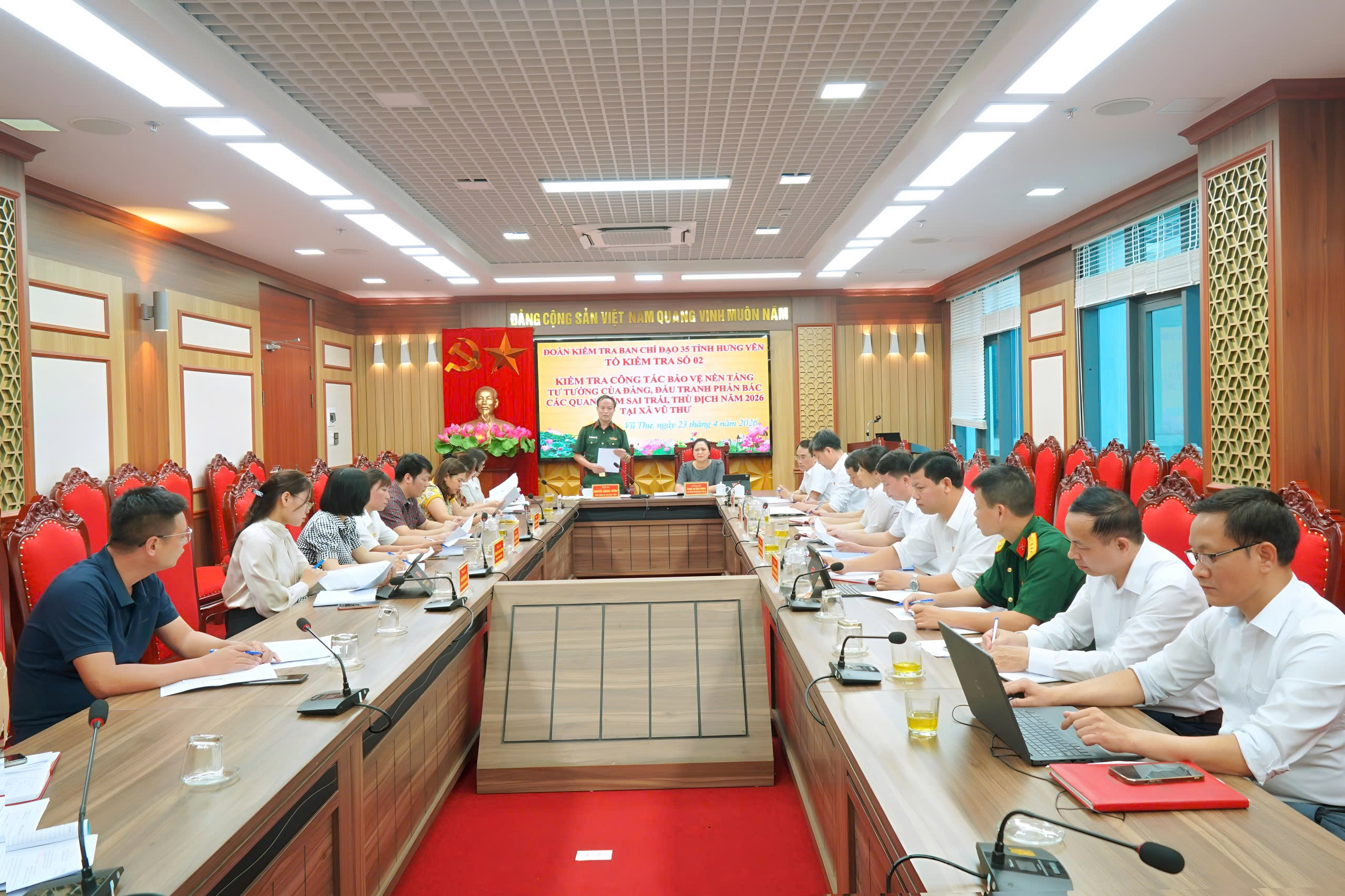 TỔ KIỂM TRA SỐ 02 BAN CHỈ ĐẠO 35 TỈNH ỦY KIỂM TRA CÔNG TÁC 35 TẠI XÃ