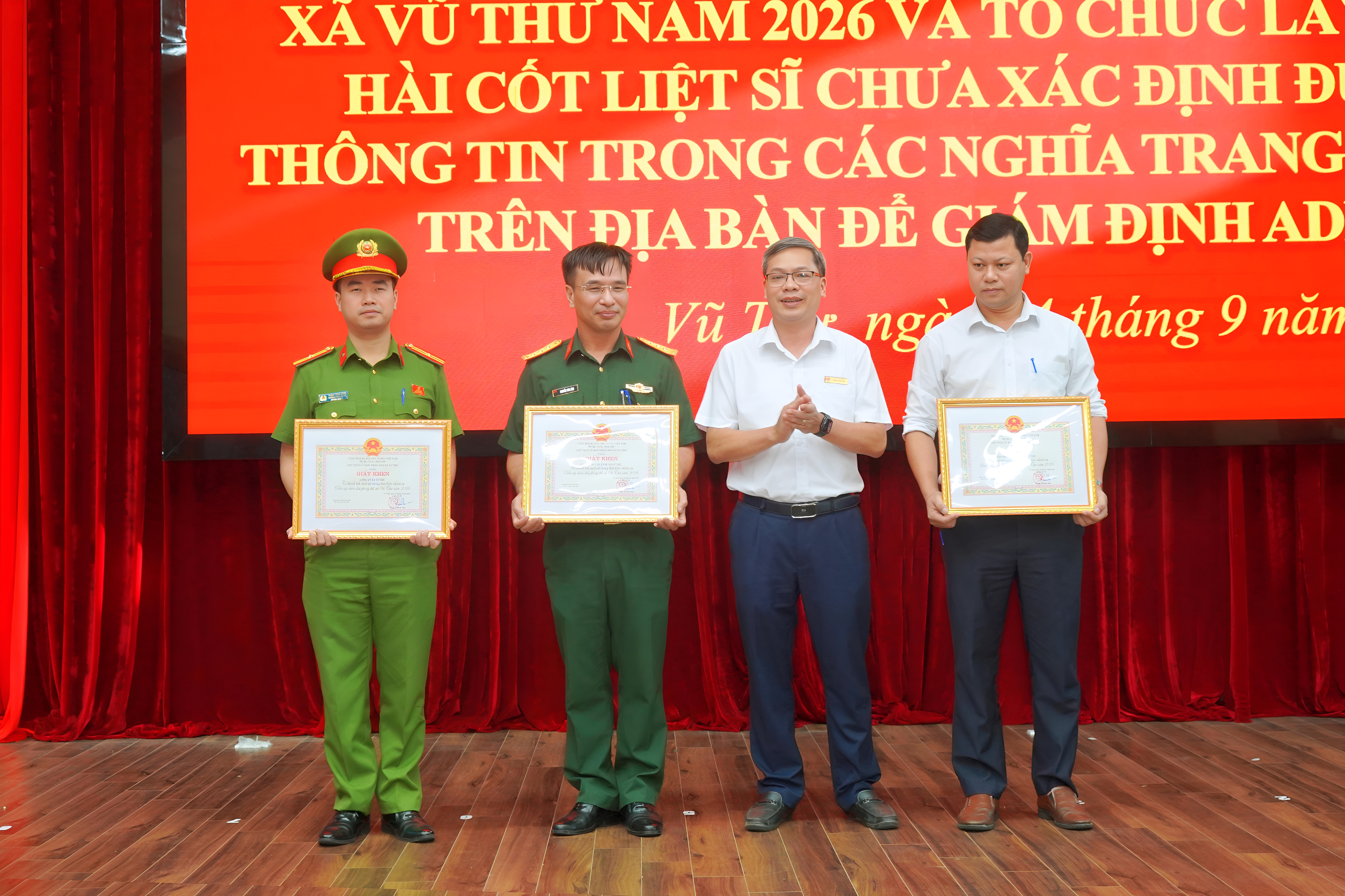 VŨ THƯ TỔNG KẾT DIỄN TẬP PHÒNG THỦ VÀ CHIẾN DỊCH LẤY MẪU HÀI CỐT LIỆT SĨ, GIÁM ĐỊNH ADN.