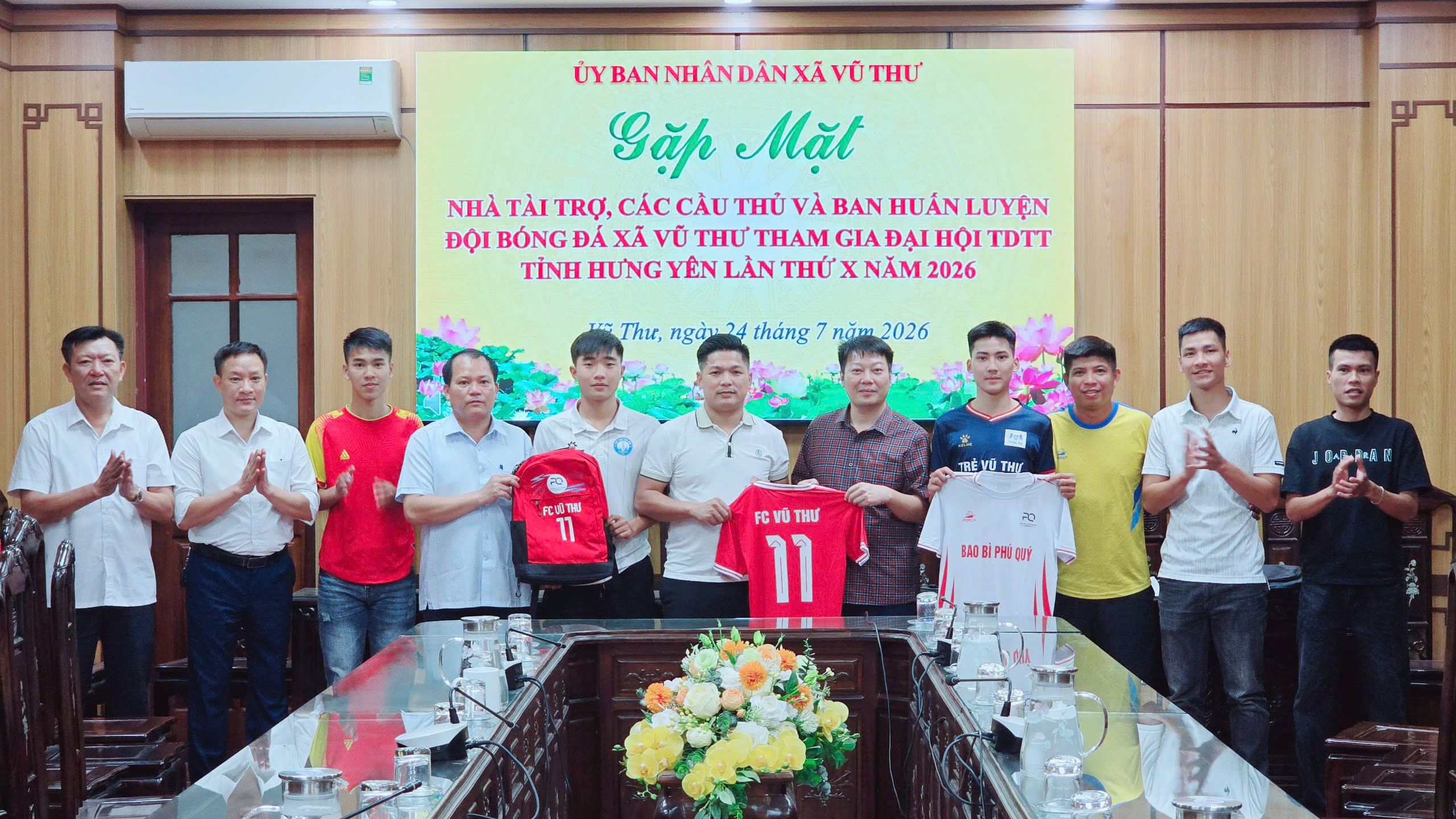 CÔNG TY CỔ PHẦN QUỐC TẾ PHÚ QUÝ PACKAGING ĐỒNG HÀNH CÙNG ĐỘI BÓNG ĐÁ XÃ VŨ THƯ THAM GIA ĐẠI HỘI THỂ DỤC THỂ THAO TỈNH HƯNG YÊN NĂM 2026