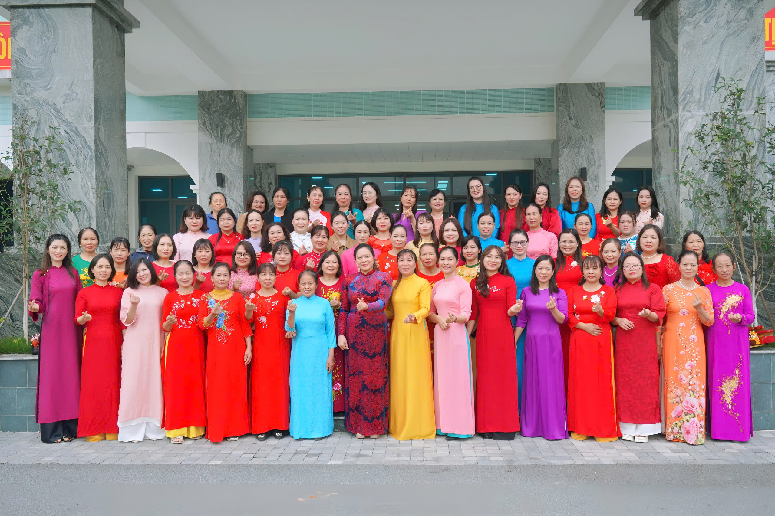 HỘI LIÊN HIỆP PHỤ NỮ XÃ VŨ THƯ TỔ CHỨC GẶP MẶT KỶ NIỆM NGÀY QUỐC TẾ PHỤ NỮ 8/3 VÀ RA MẮT CÁC CÂU LẠC BỘ